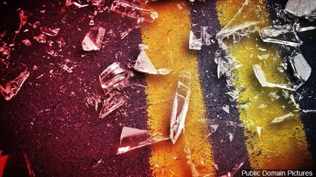 4 killed in a two vehicle crash in Hardin County on Thursday